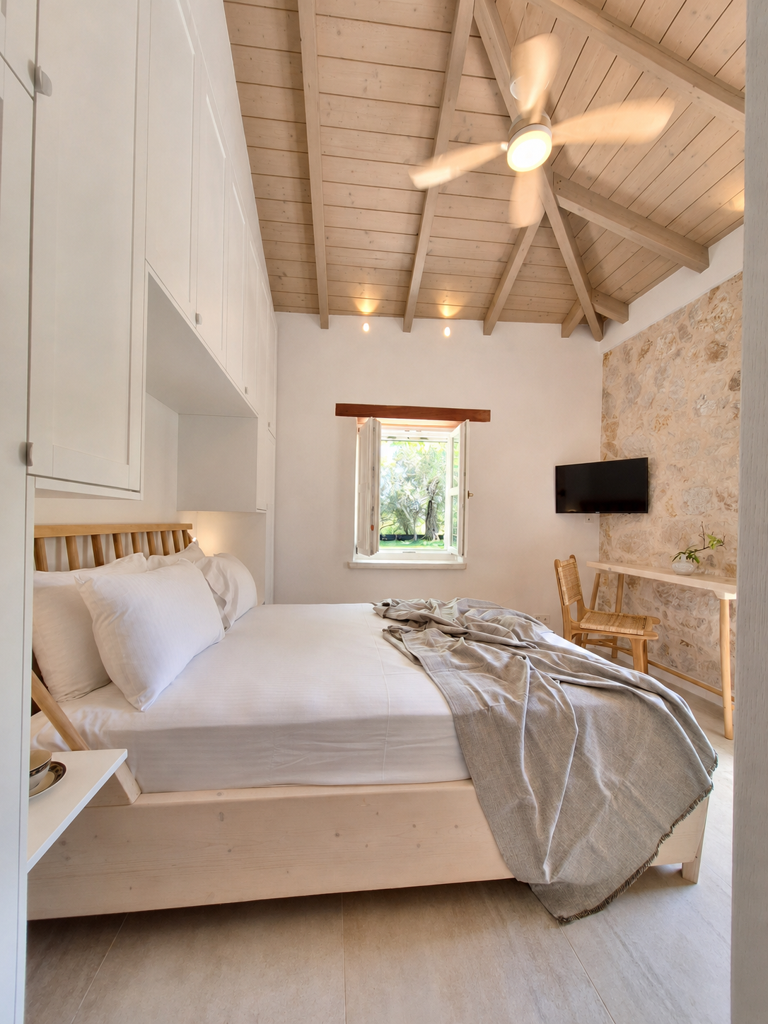 Bedroom — Villa SensiTerra
