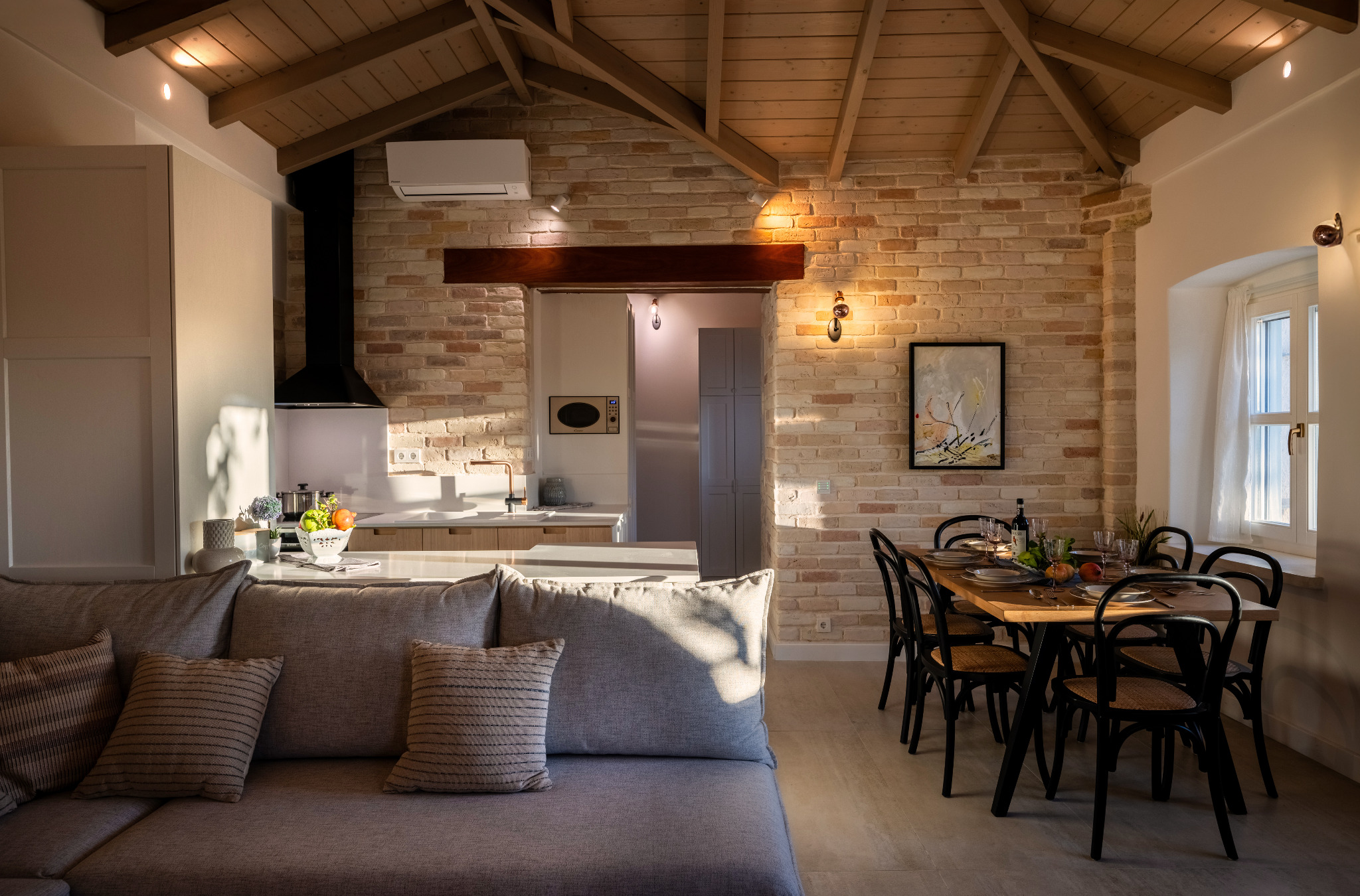 Living room & kitchen — Villa SensiTerra